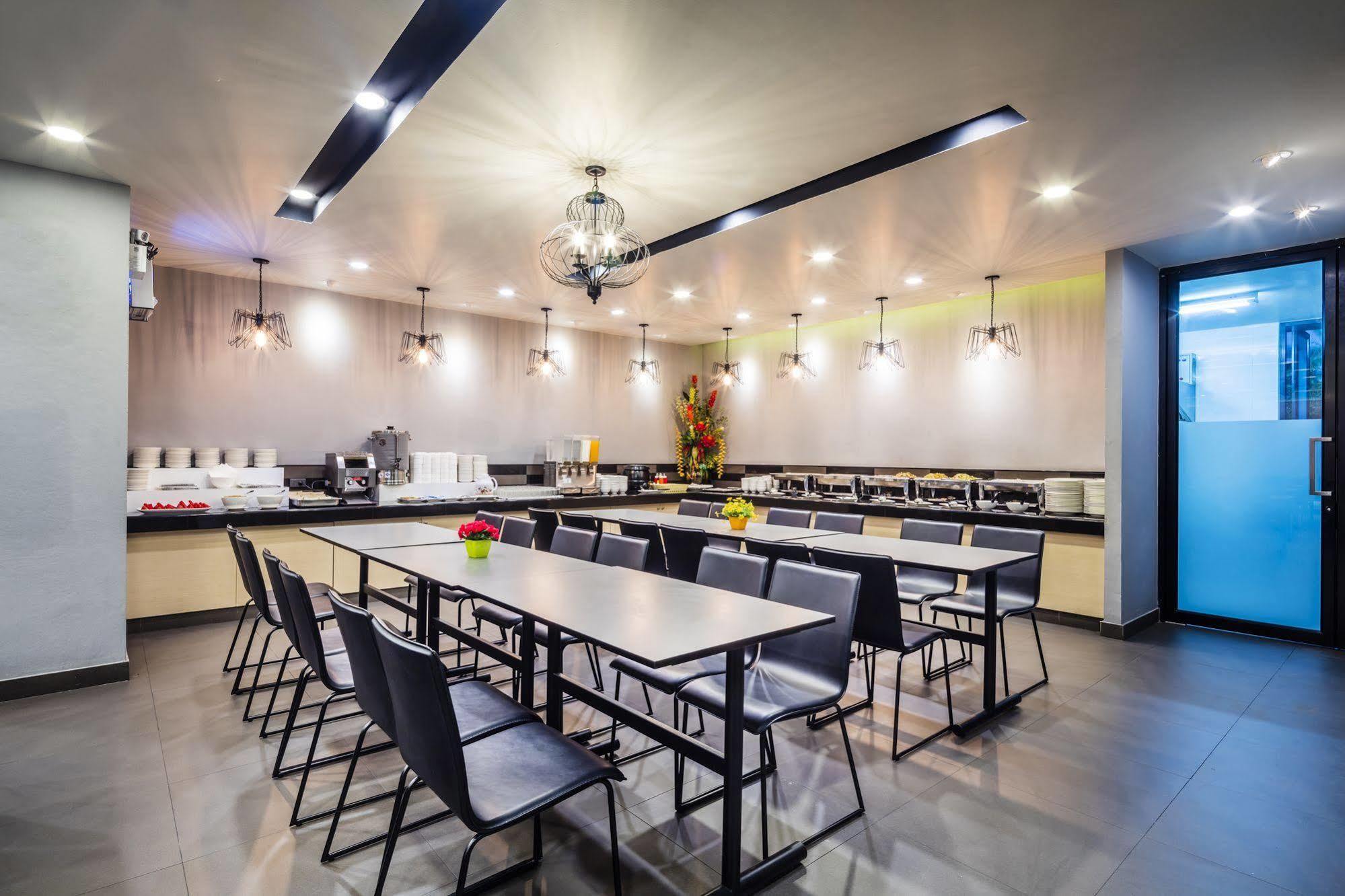 Livotel Hotel Lat Phrao Bangkok Luaran gambar